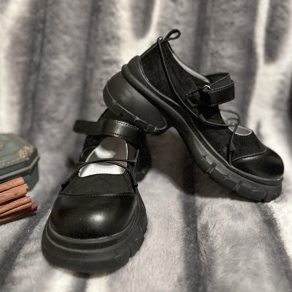 Avery Mary Jane Sneakers